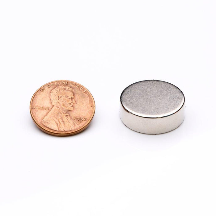 Neodymium Round Magnet 0.75" Diameter x 0.25" H - Grade N35, Nickel plated finish